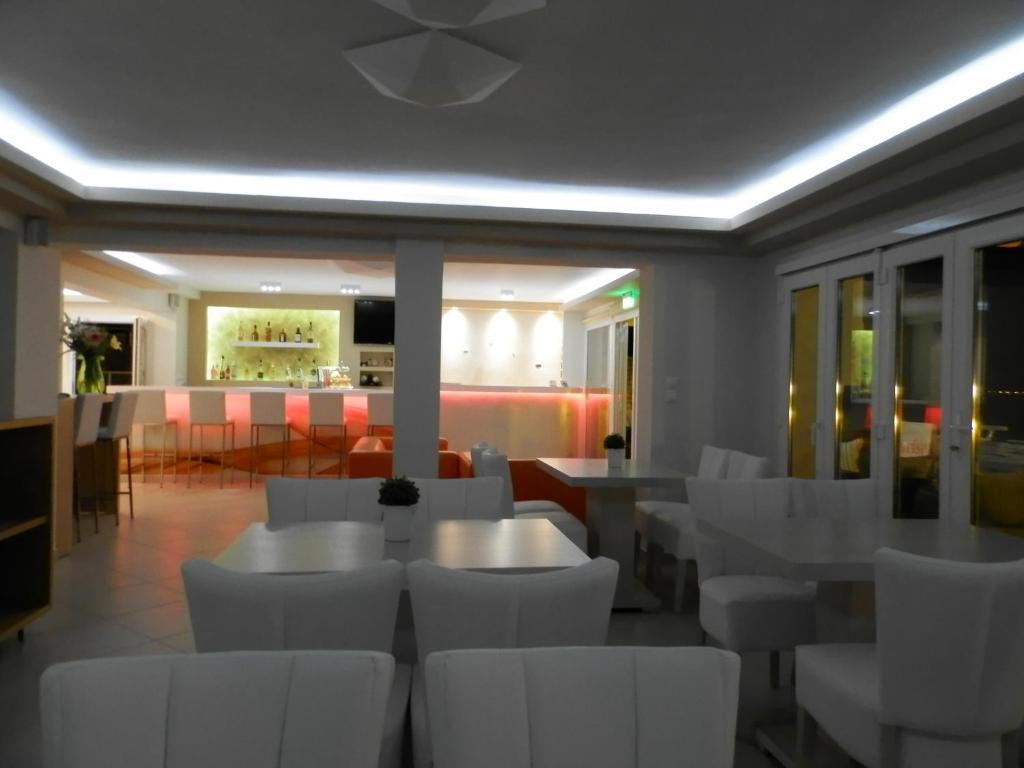 סארטי Sunrise Hotel מראה חיצוני תמונה